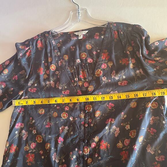 Lucky Brand Modal Button Top Womens Medium Dusty Blue Floral V-Neck Boho Blouse - Picture 9 of 10